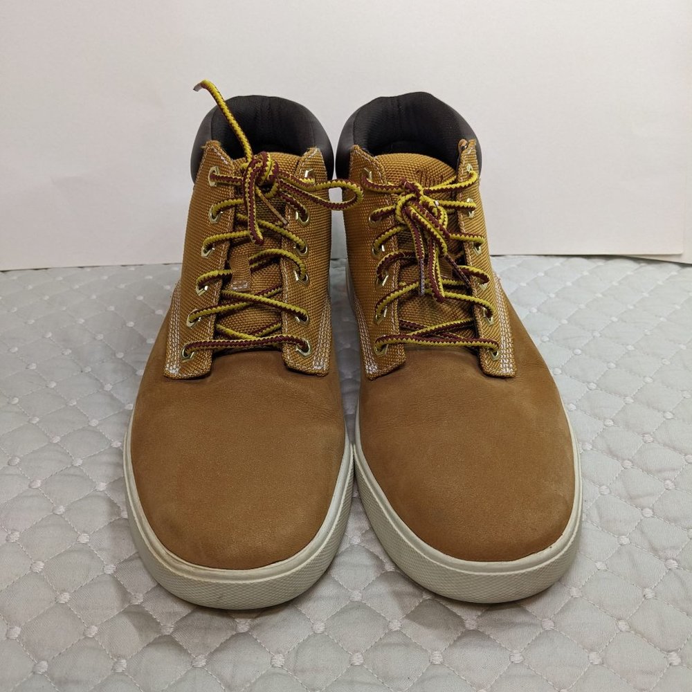 Timberland Men's Groveton Wheat Nubuck & Canvas Ortholite Chukka Boot - size 7